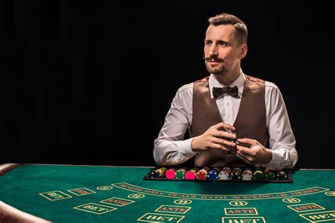 what is a croupier job|Croupier .